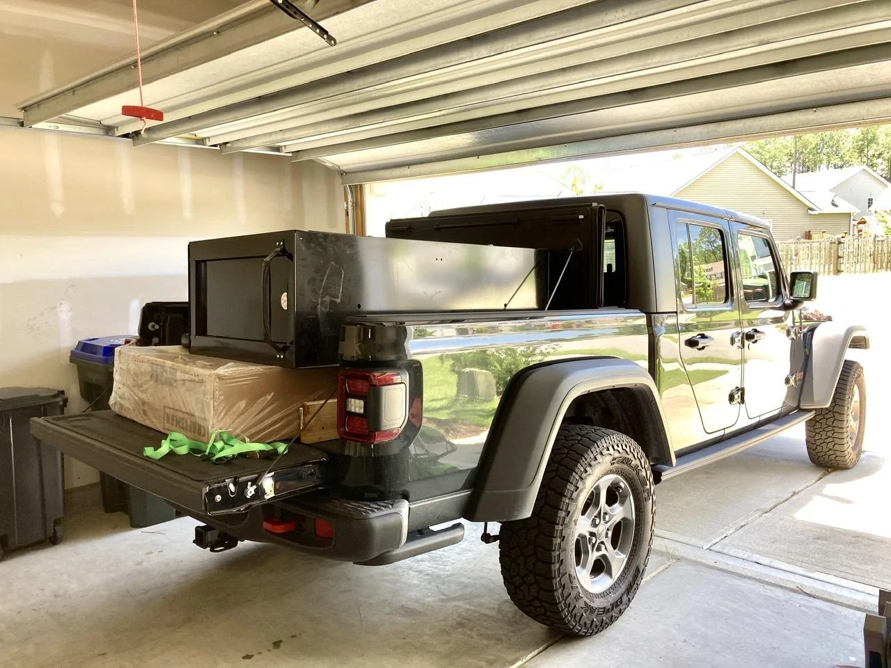 Jeep Gladiator Post your payload pics! F261916C-DE92-40B7-9C24-559FF0BDDAD9