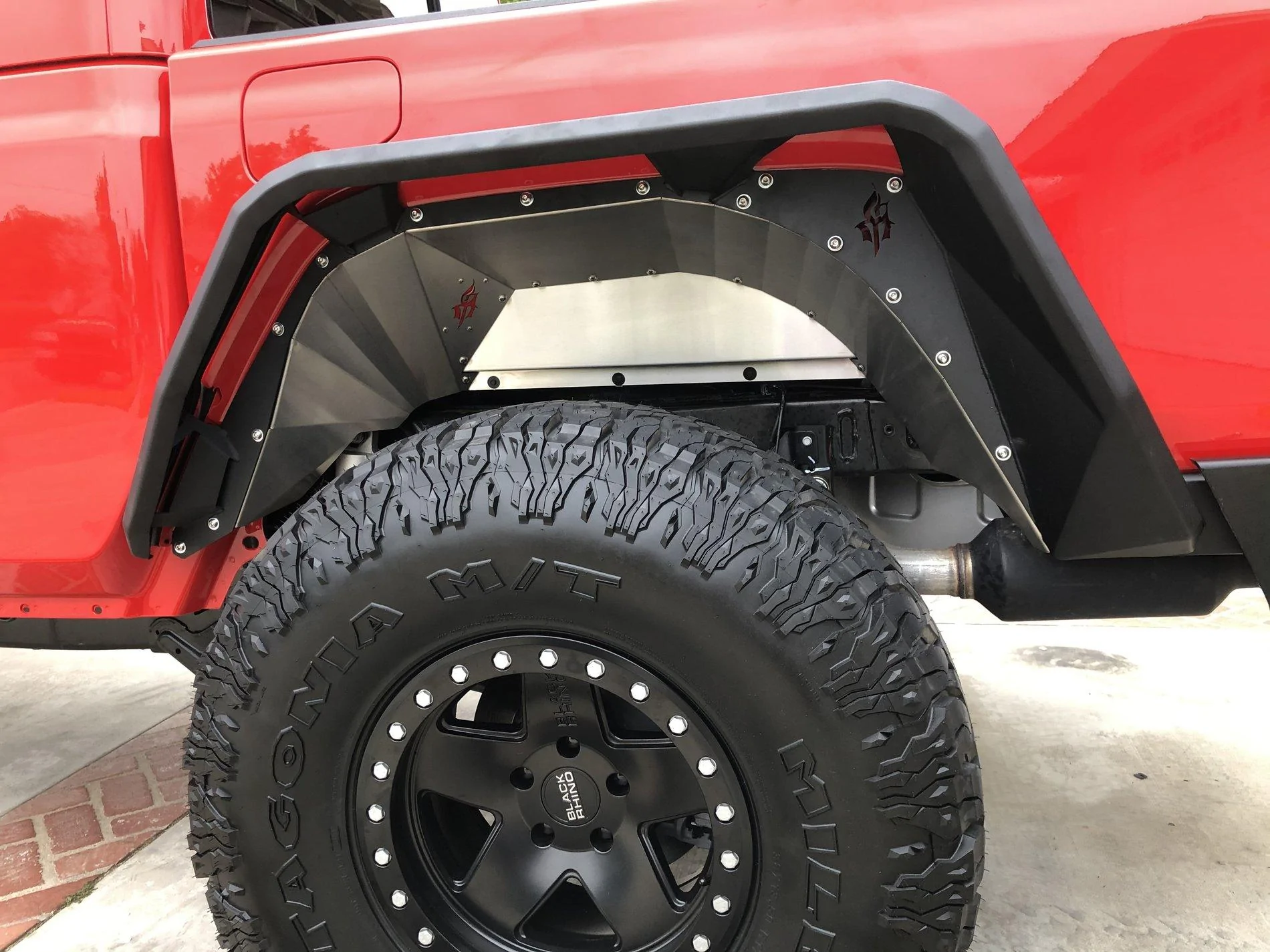 Jeep Gladiator Seeing red in SoCal! Watch G.G. (Gladys the Gladiator) transform! E4E6EEB7-ED51-481F-8661-375112748F0F