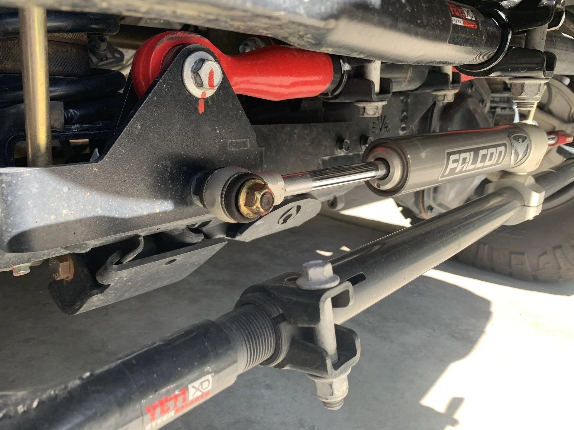 Jeep Gladiator Steersmarts YETI XD and Steering Stabilizer EEE97634-A46C-4999-9E00-A74EBC94A85C