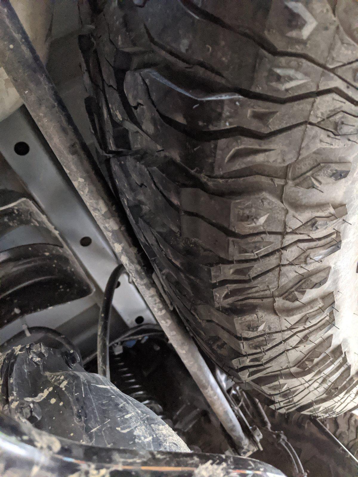 Jeep Gladiator 37 inch spare tire IMG_20200701_201446