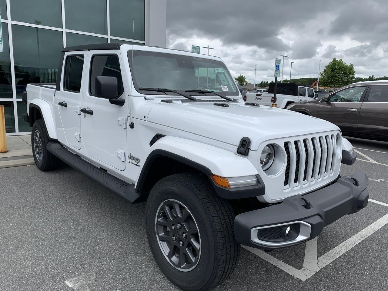 Jeep Gladiator New Galdiator Overland owner 0CC2AF0B-1F58-418E-816C-39C8FD711013