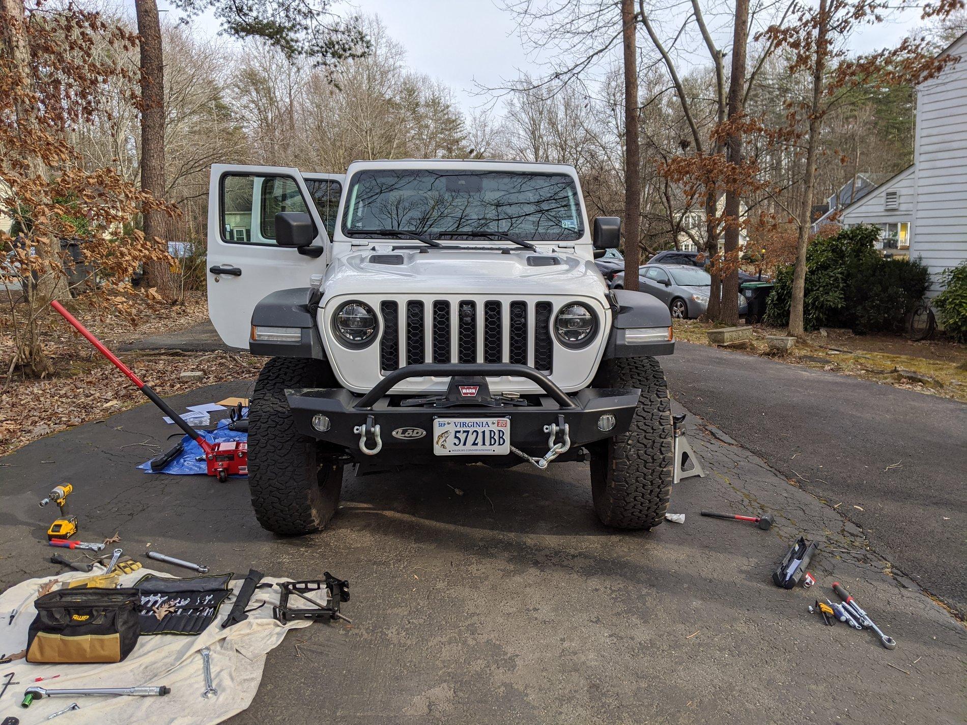Jeep Gladiator Installing Mopar 2” lift yourself IMG_20200208_152727