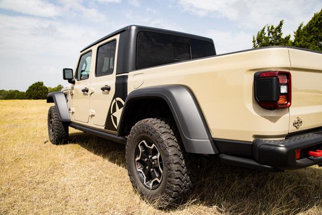 Jeep Gladiator Gobi Rubicon in Oatmeal IMG_1816