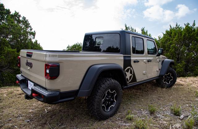 Jeep Gladiator Gobi Rubicon in Oatmeal IMG_1820