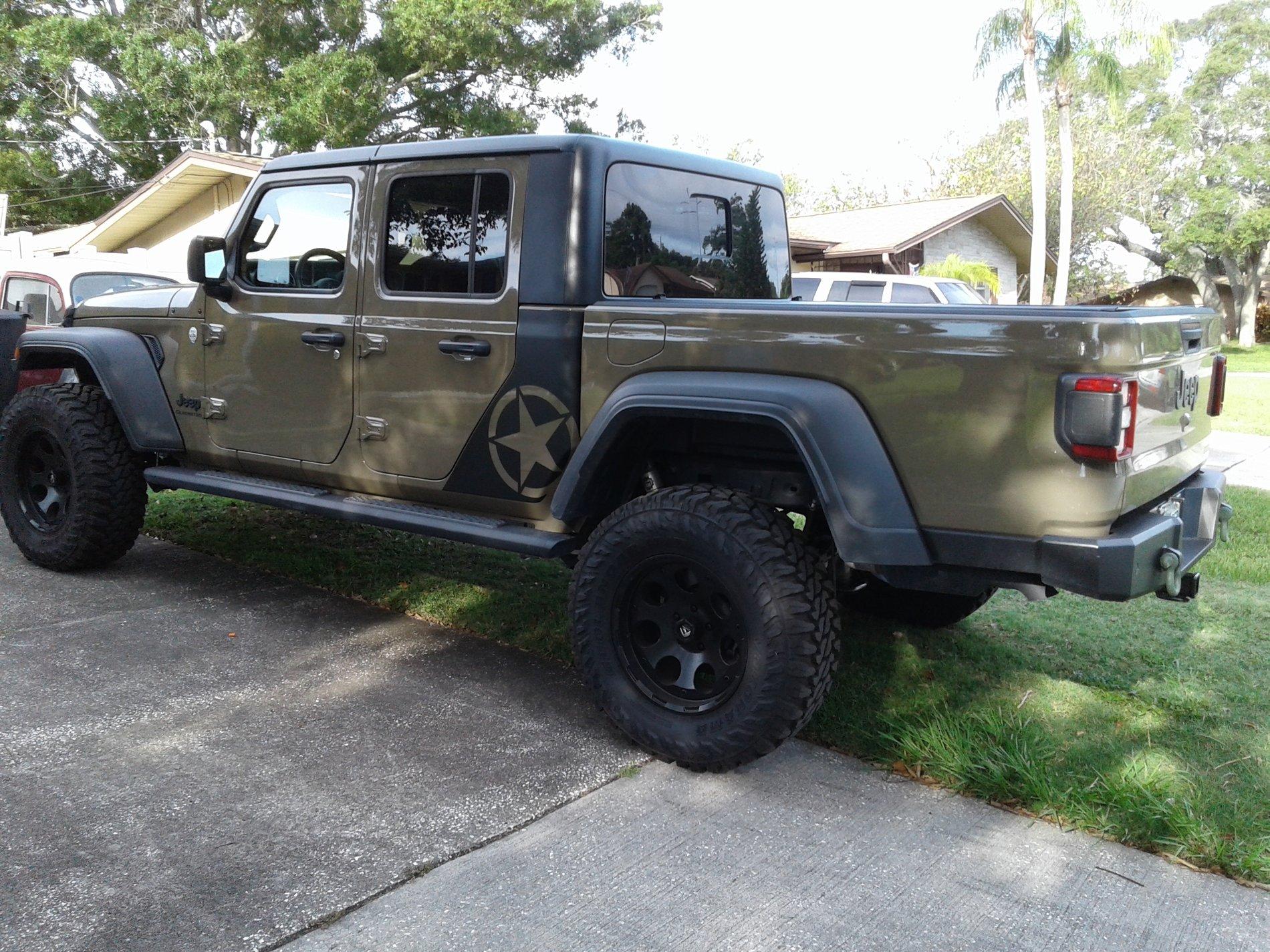 Jeep Gladiator Have a Happy 4th, ... and Patriotic Decal Question 1592835659446_20200622_084117