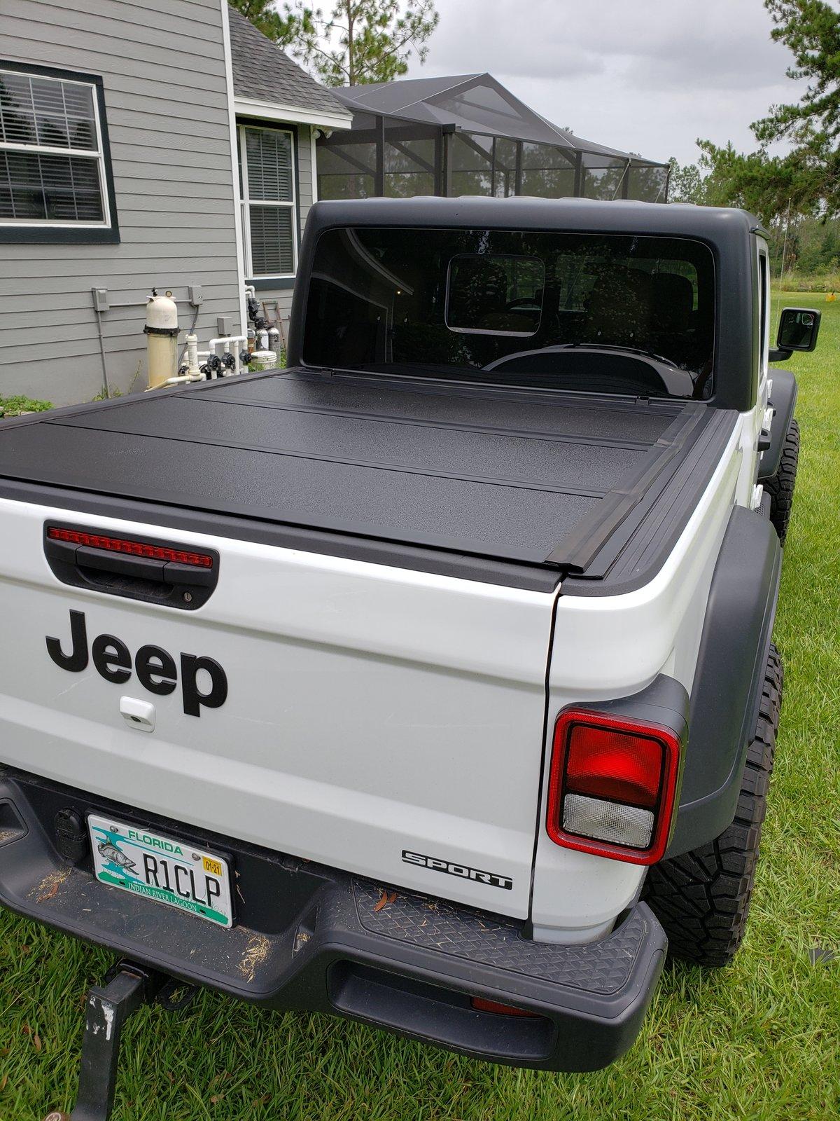 Jeep Gladiator New bedcover installed! 20200703_150658
