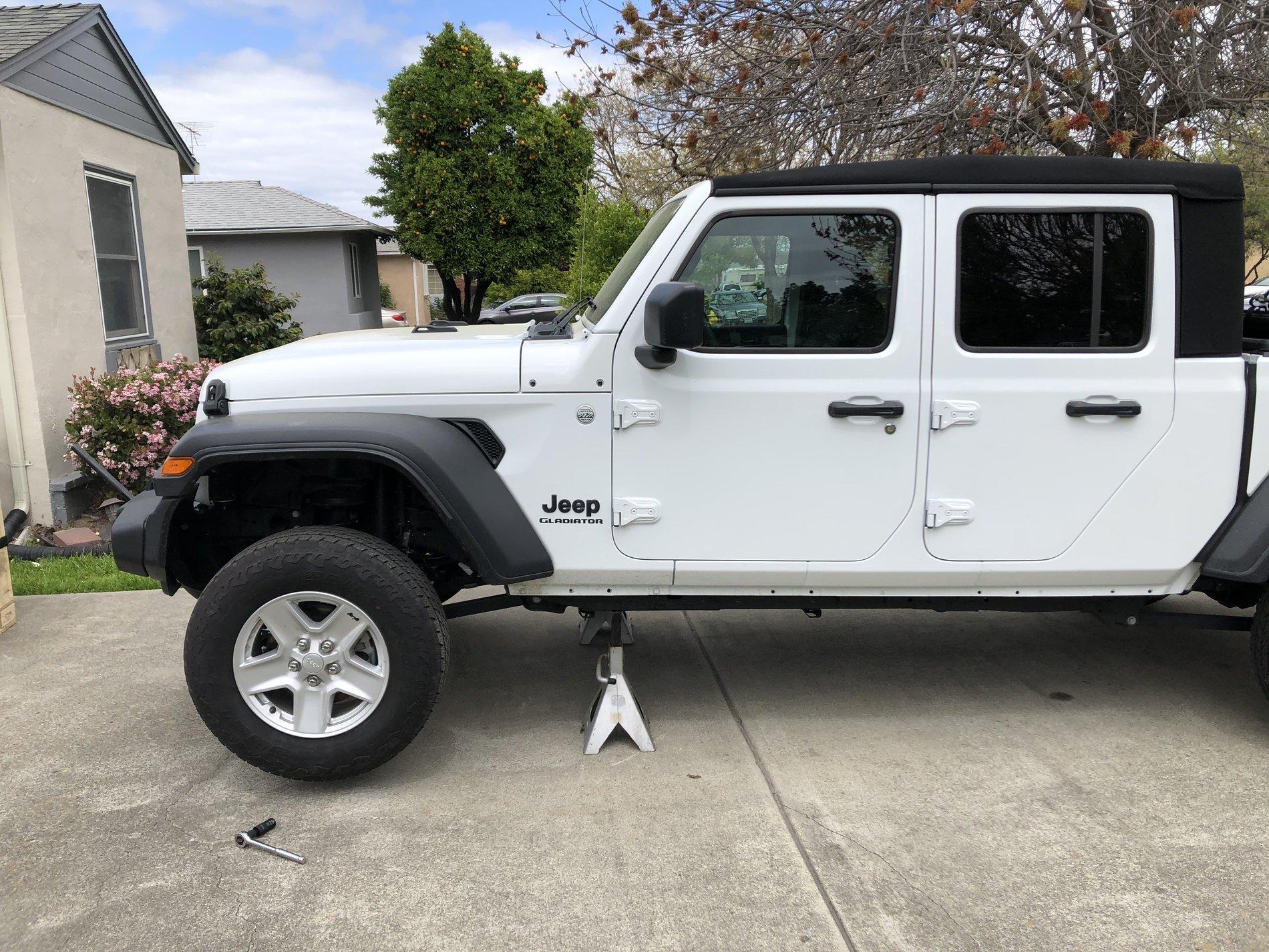 Jeep Gladiator Installing Mopar 2” lift yourself BE9D3733-5C50-4166-BD37-AB6EA5E342AA