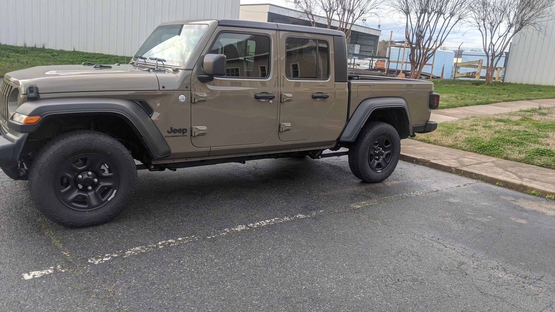 Jeep Gladiator Leveling kits and body lift kits MVIMG_20200213_170842