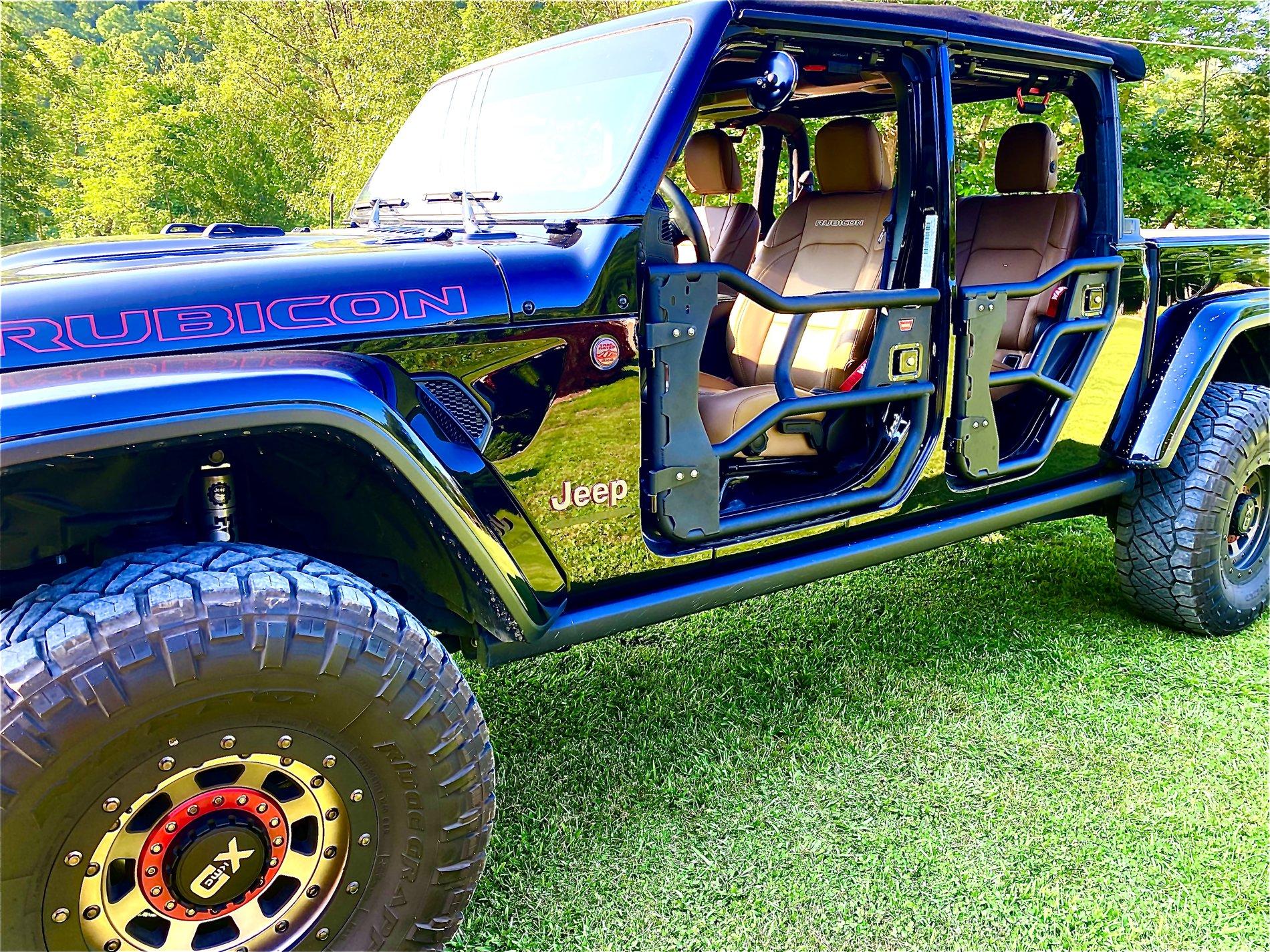 Jeep Gladiator My Warn Tube doors arrived... IMG_8480.JPG