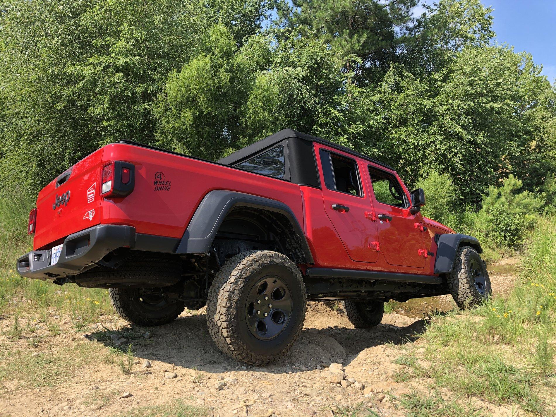 Jeep Gladiator FIRECRACKER RED Gladiator JT Club 4DC7B83F-1839-4D9D-AD09-24E8EB312C8D