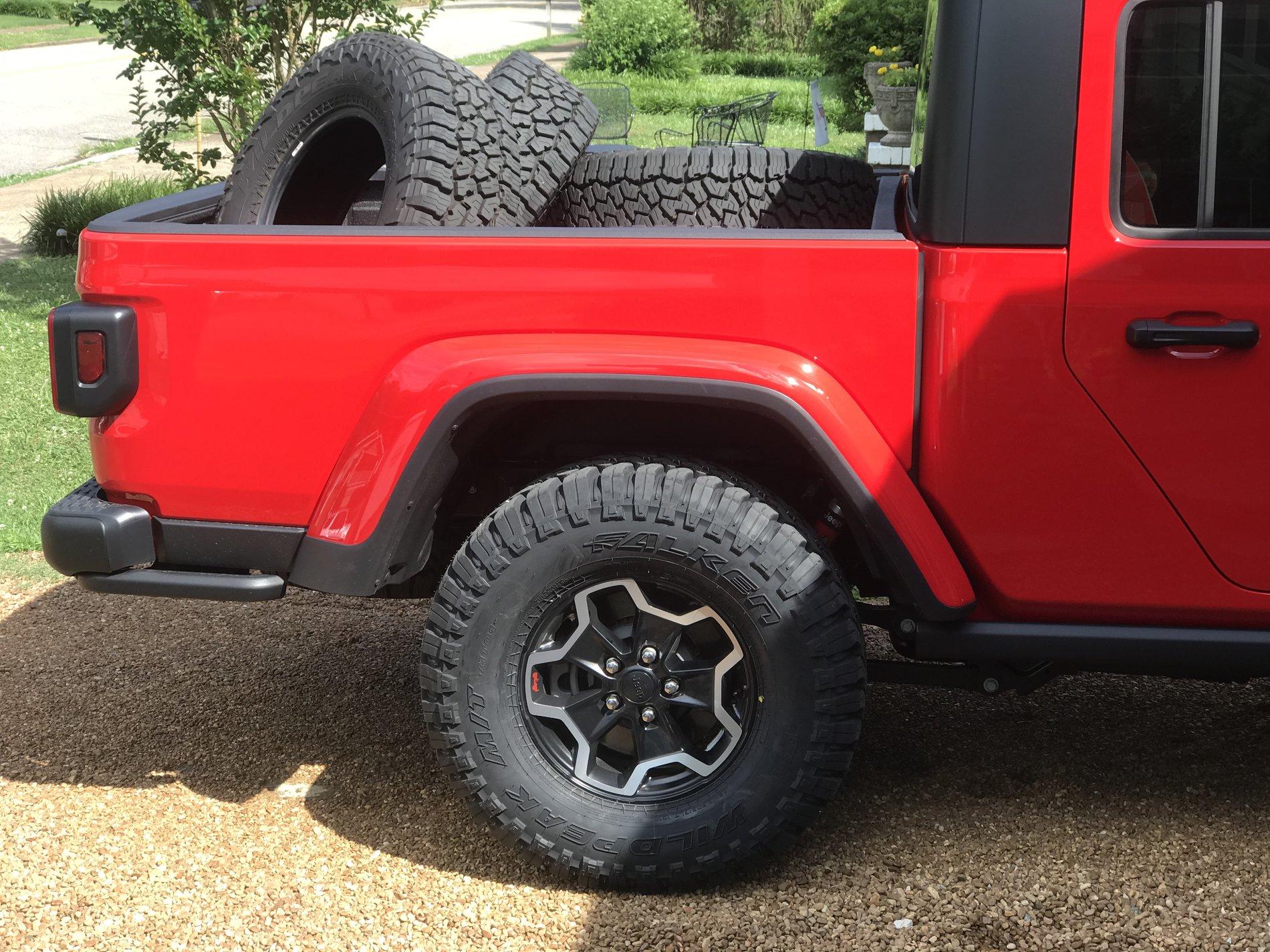 Jeep Gladiator JeepnJam’s JTR Verus Build & Rig Journal 52707932-4850-427B-A052-A136313A5717