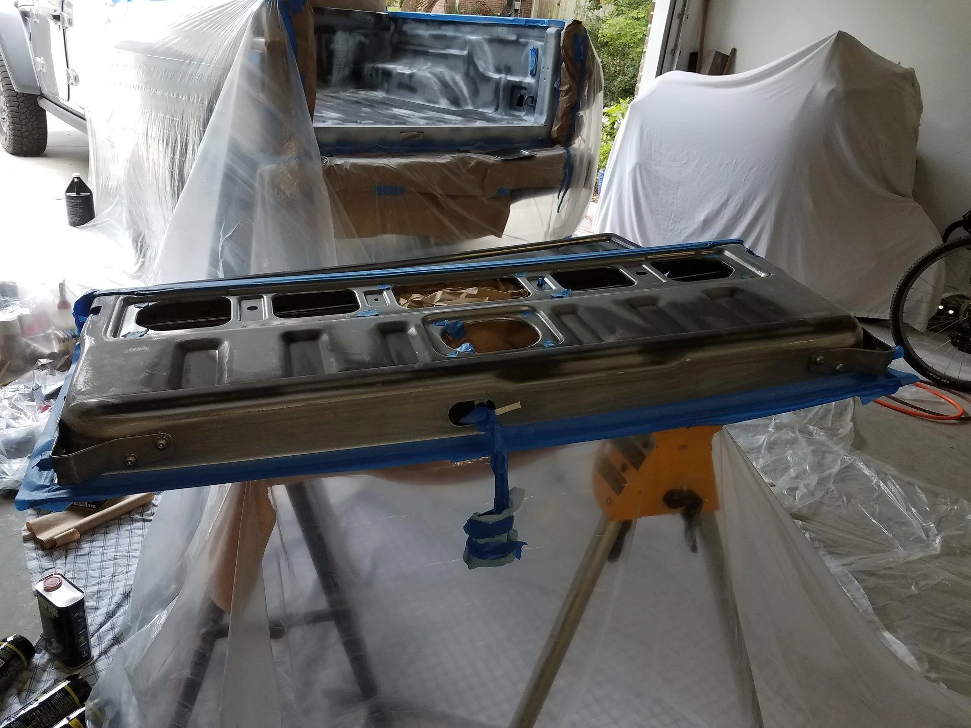 Jeep Gladiator Raptor Liner bedliner install 20200705_161046