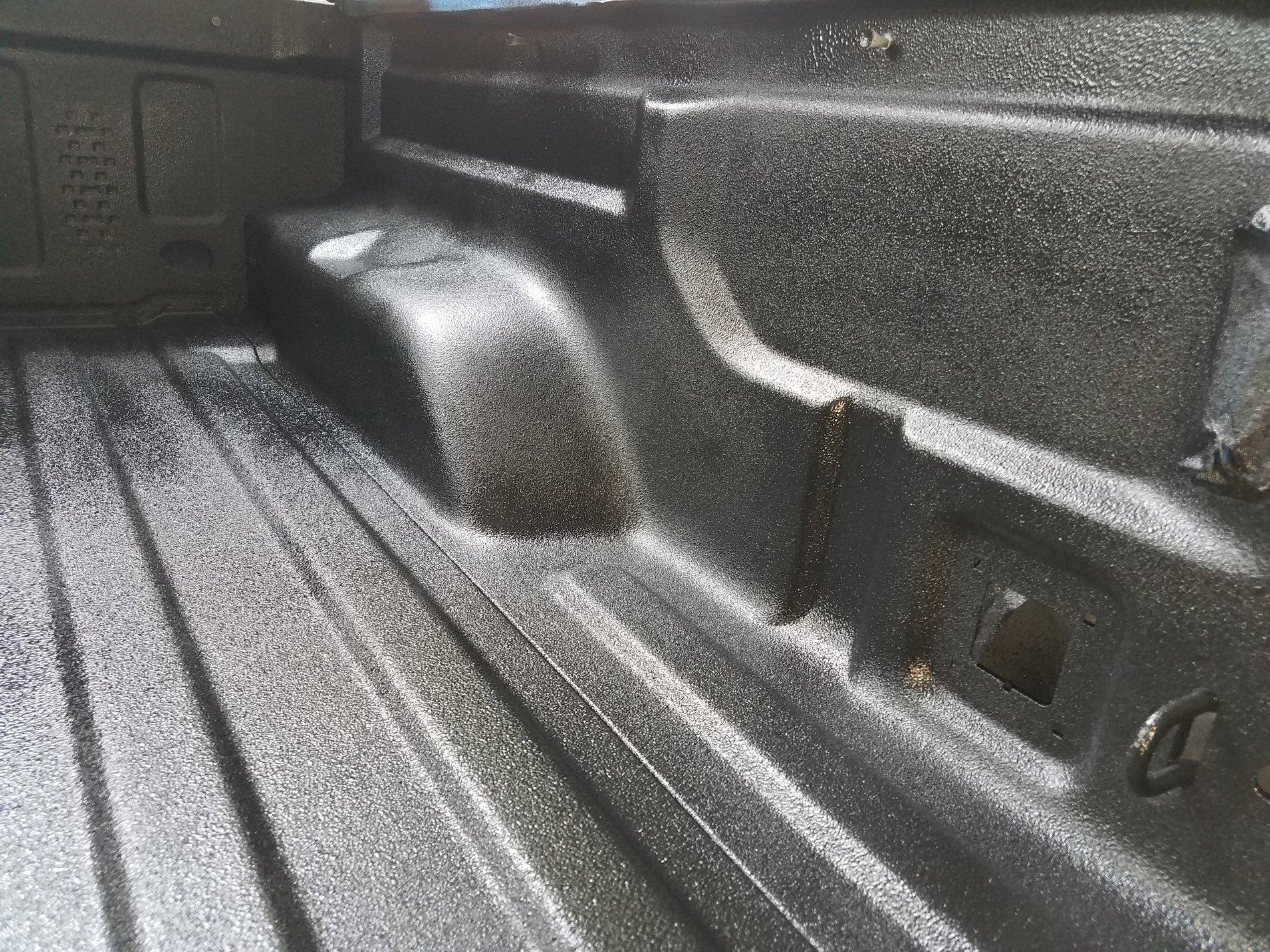 Jeep Gladiator Raptor Liner bedliner install 20200705_164429