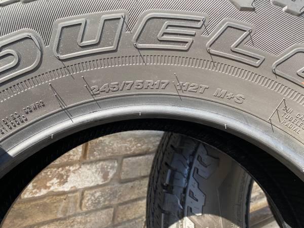 Jeep Gladiator Bridgestone Dueler A/T 245/75R17 - tires only BCA0519E-C80A-4531-9790-150D89E5AC51