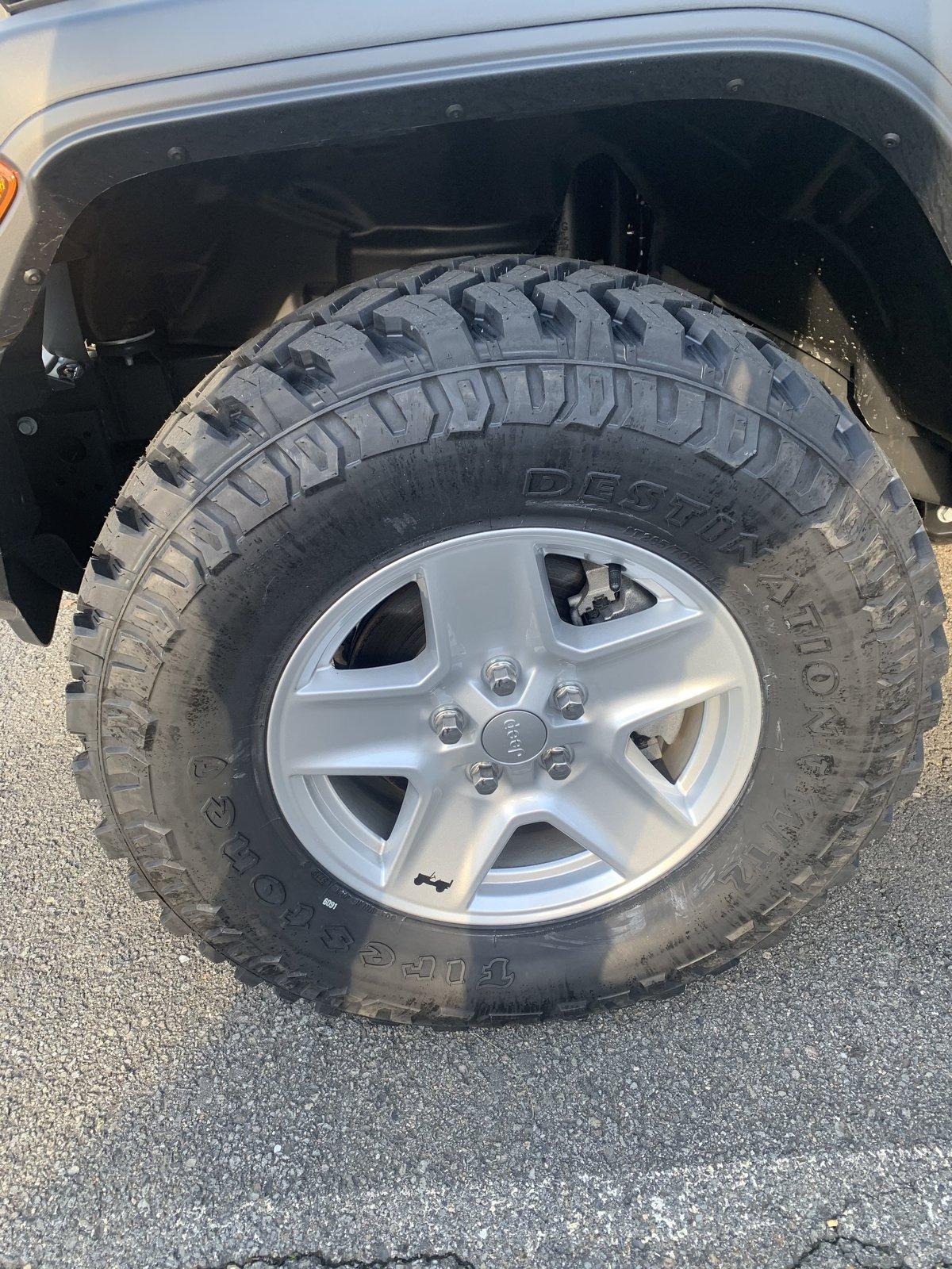 Jeep Gladiator Stock Rims With Larger Tire Question 8B0F6E57-FC99-42CE-97C0-9788443E67B4