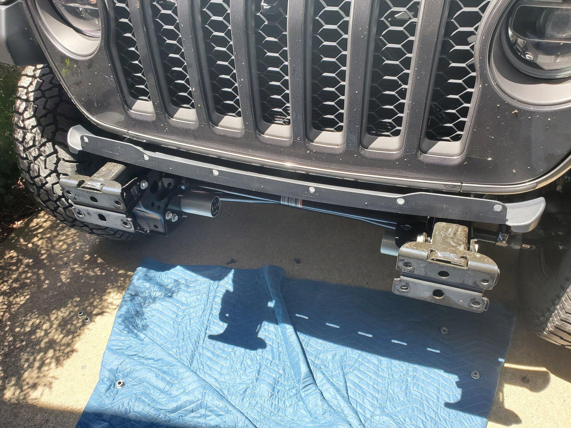 Jeep Gladiator Swapping the Mojave plastic bumper with the Mopar steel bumper 20200705_122511