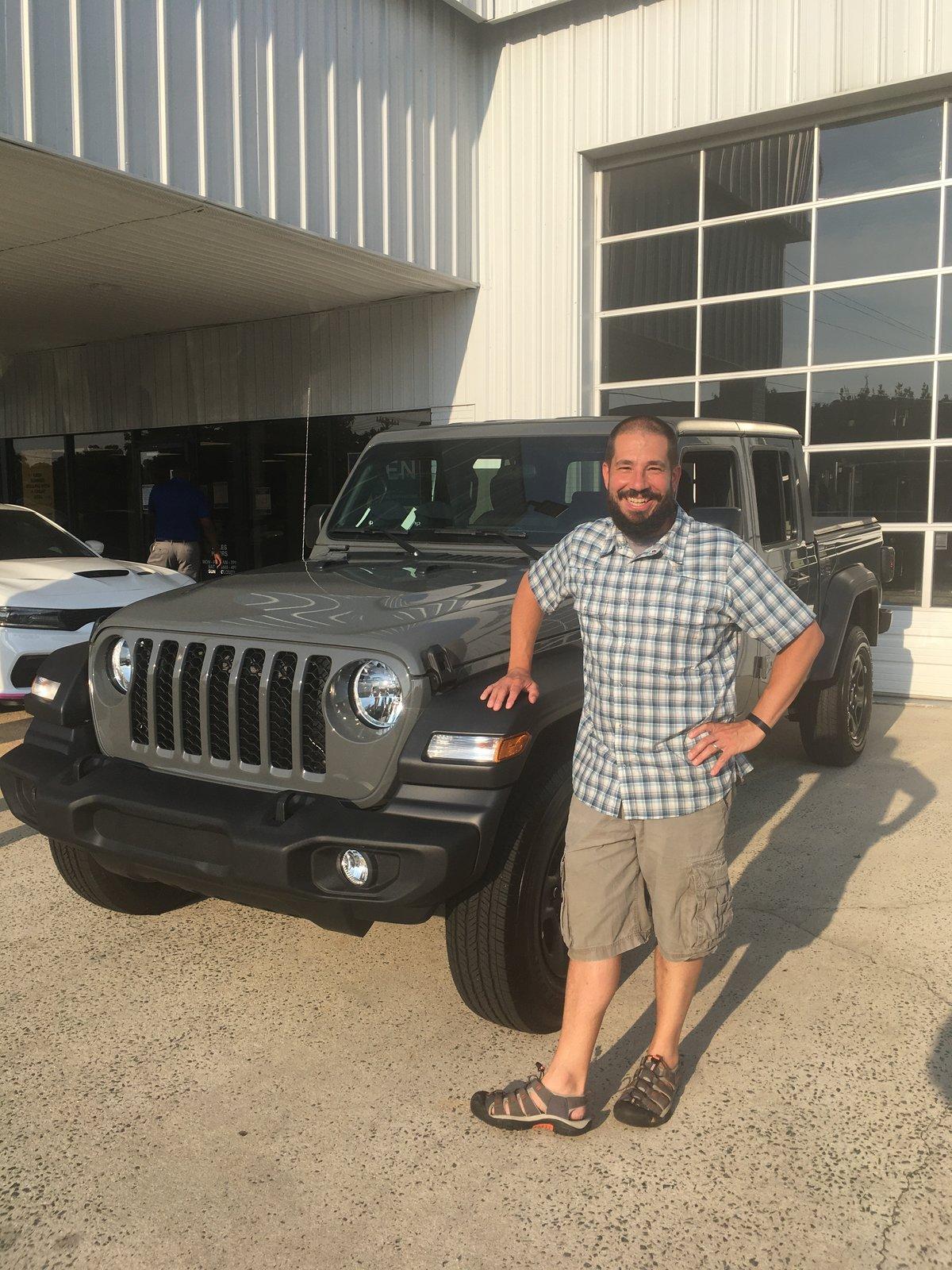 Jeep Gladiator Plain Jane, the family truckster pickup1