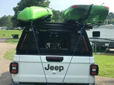 Jeep Gladiator Rhino roof rack and rails rack2