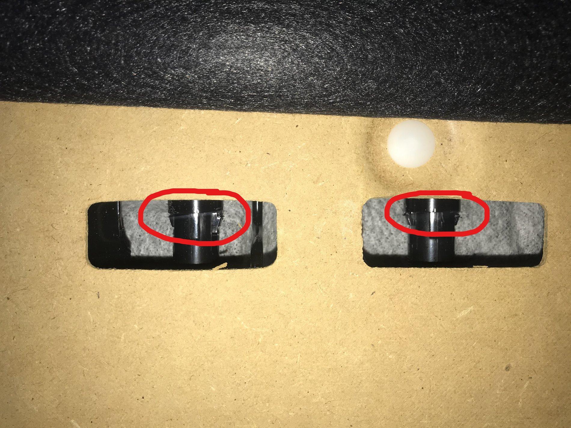 Jeep Gladiator Quick Release Rear Outboard Headrests InkedIMG_5205_LI