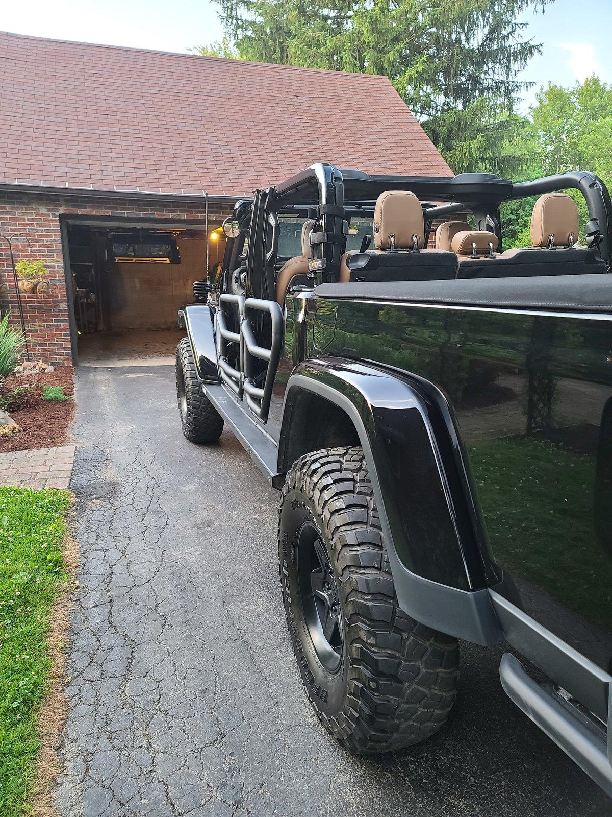 Jeep Gladiator BLACK Gladiator JT Club 20200704_203752