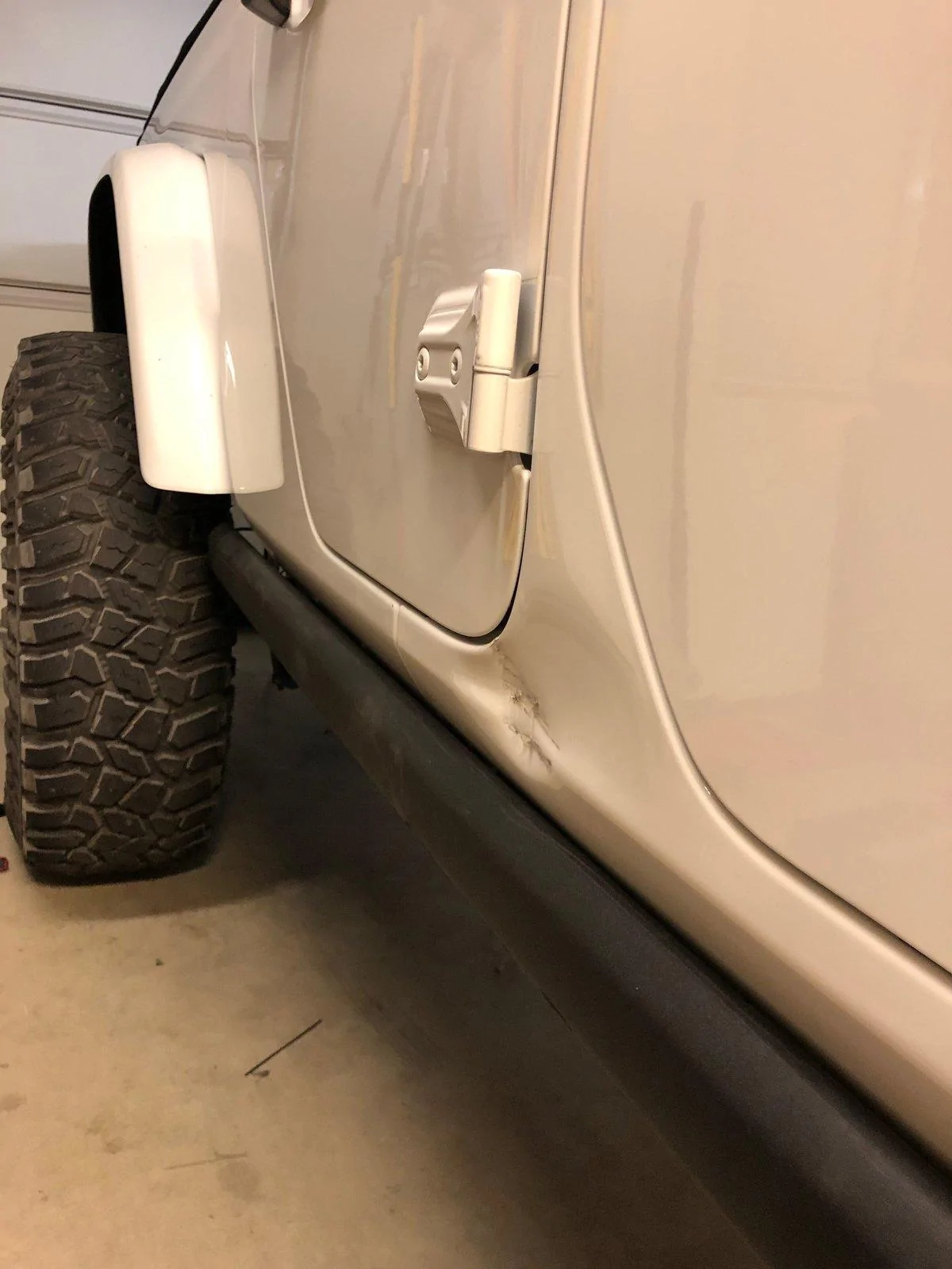 Jeep Gladiator 2020 White Rubicon Build IMG_2728