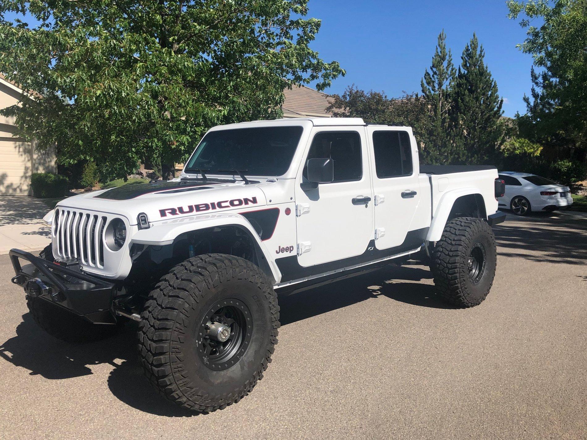 Jeep Gladiator 2020 White Rubicon Build IMG_2905