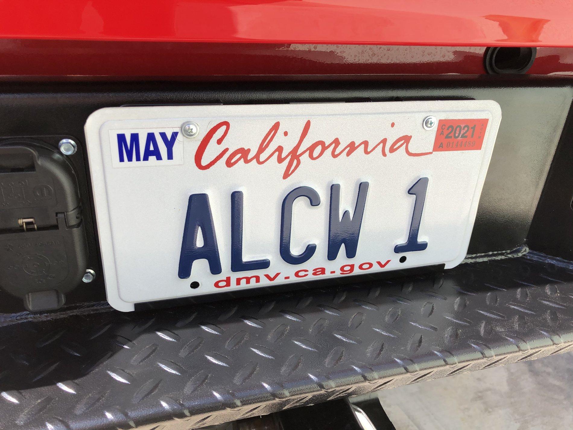 Jeep Gladiator Seeing red in SoCal! Watch G.G. (Gladys the Gladiator) transform! FF962ACD-CE19-431B-A0D5-793AB2CE2846