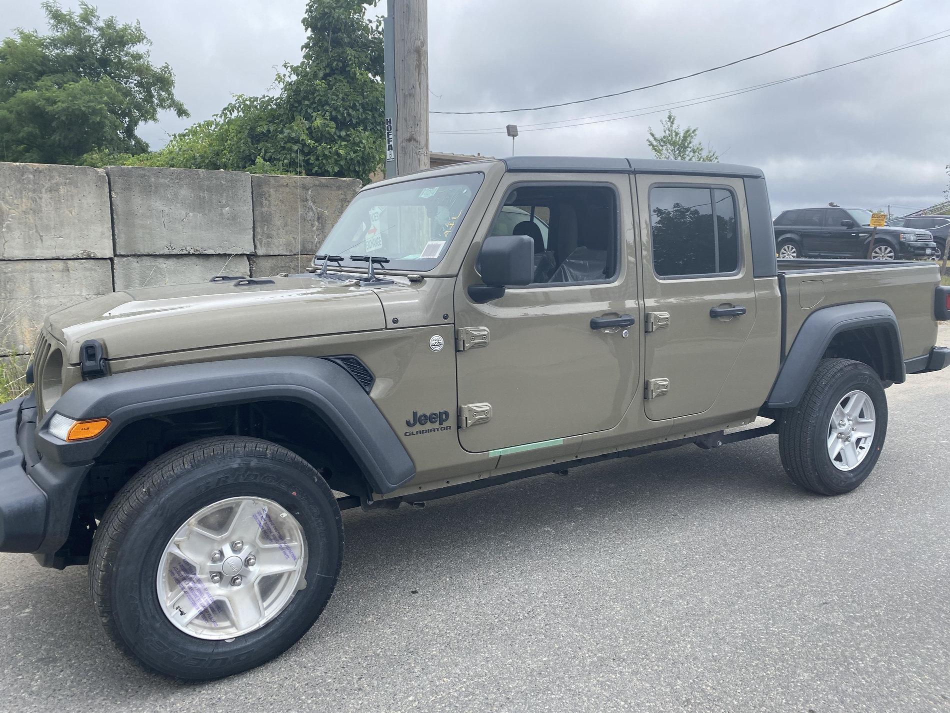 Jeep Gladiator Took Delivery of Your JT? Sign in Here! gladiator