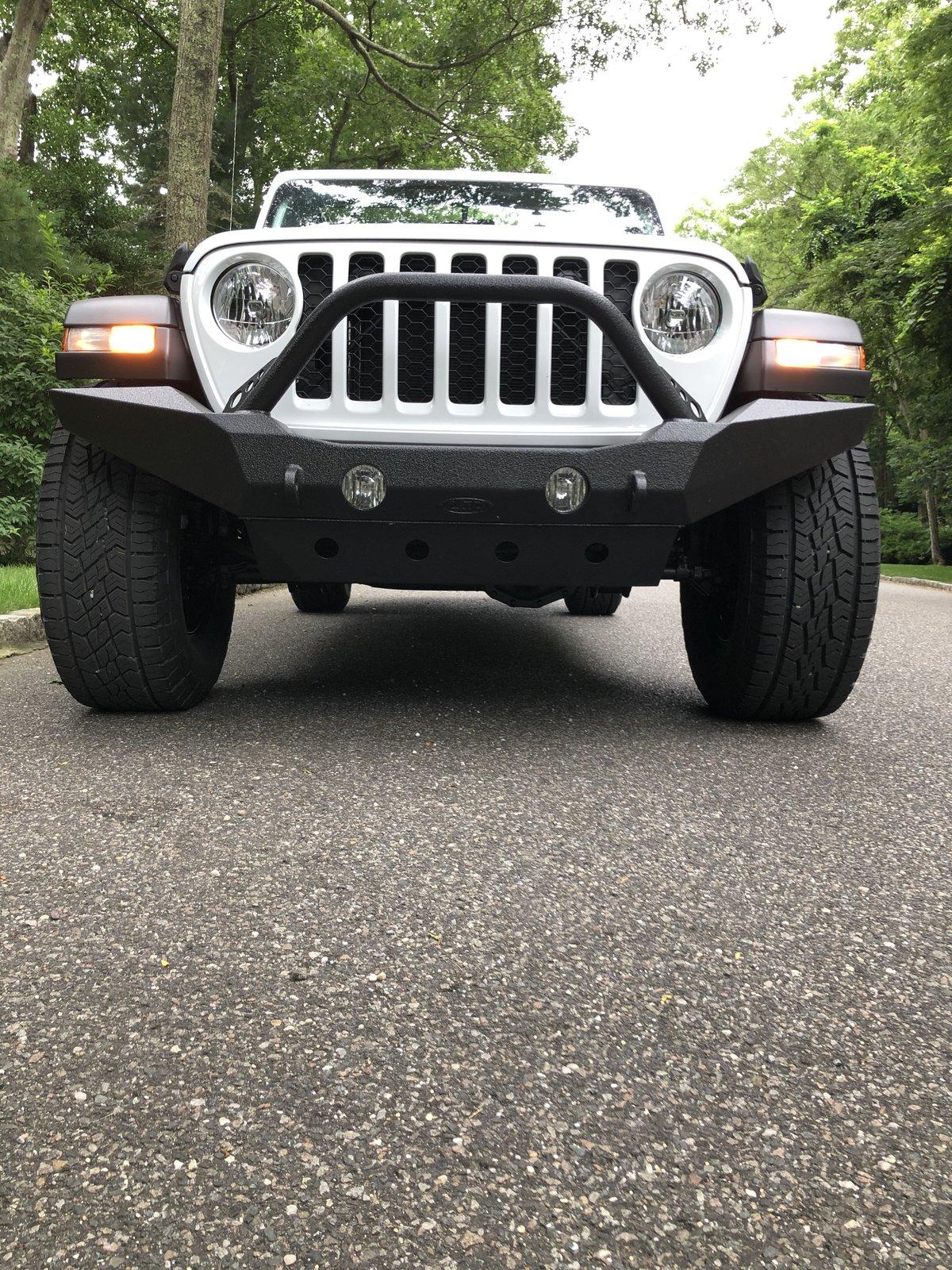 Jeep Gladiator 315 70 17 on stock gladiator sport s Jeepglad04