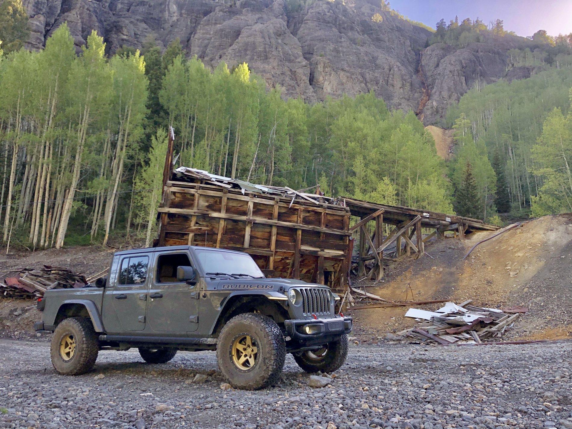 Jeep Gladiator Project “Fools Gold” 5F0581F4-443D-46FC-98BE-7C539806D51F