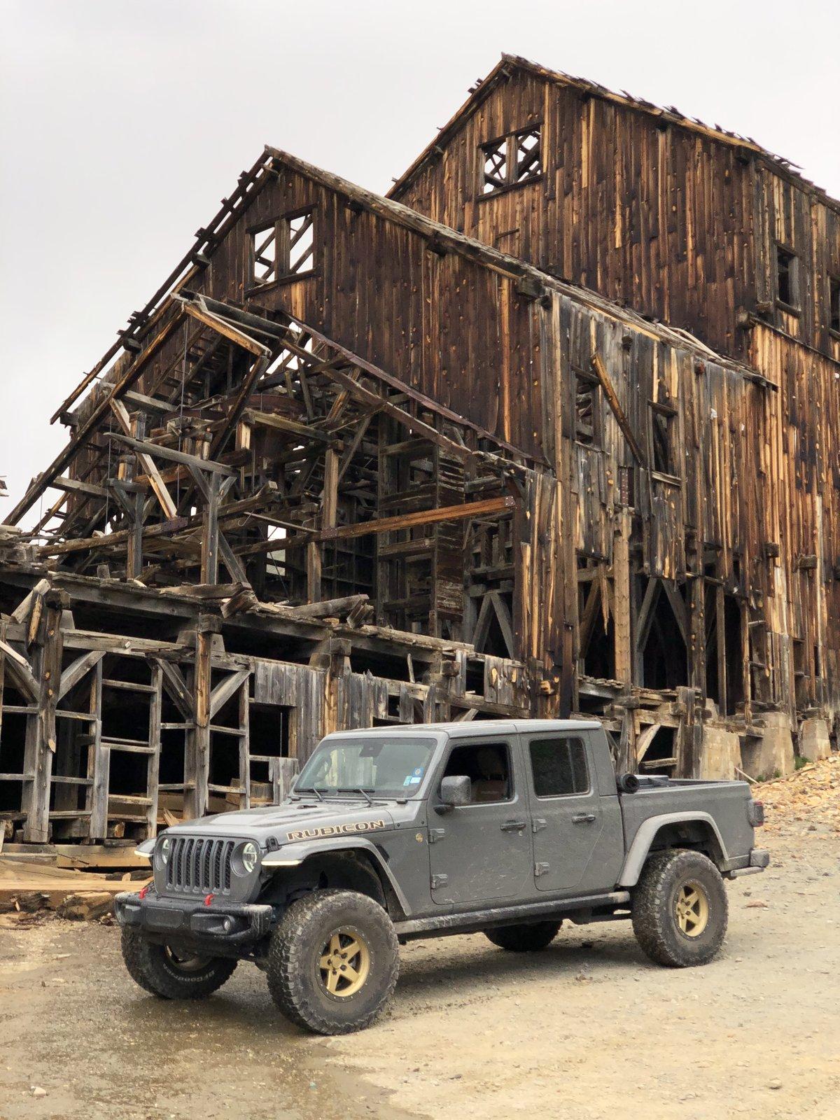Jeep Gladiator Project “Fools Gold” 8C8472AD-5D2D-4E7A-B036-A559BC79C5DB