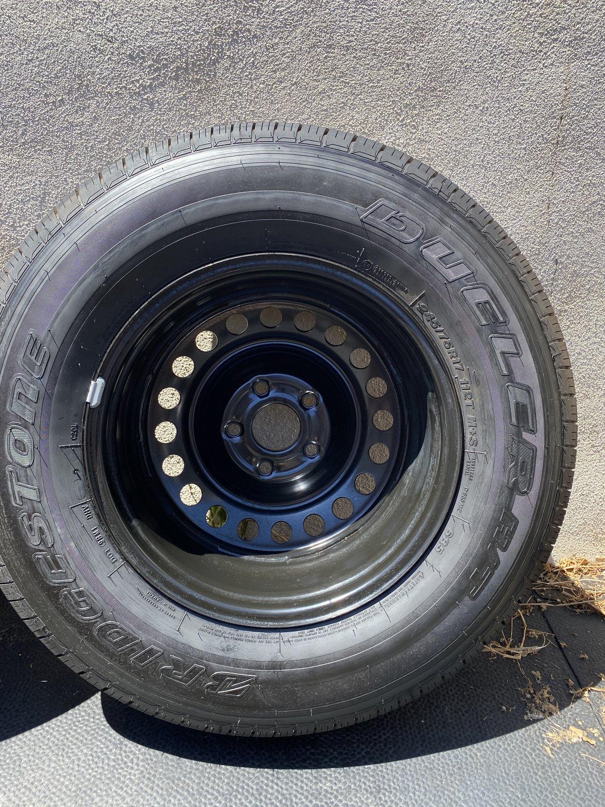 Jeep Gladiator OVERLAND JT TAKEOFF WHEELS & TIRES &TPMS SENSORS PLUS SPARE 225A8C09-4759-4B37-9144-09A24D7EF17A