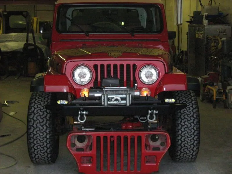 Jeep Gladiator Grill that would square off the lights 4d5cfd532ed9fe6f91355491acf0b265