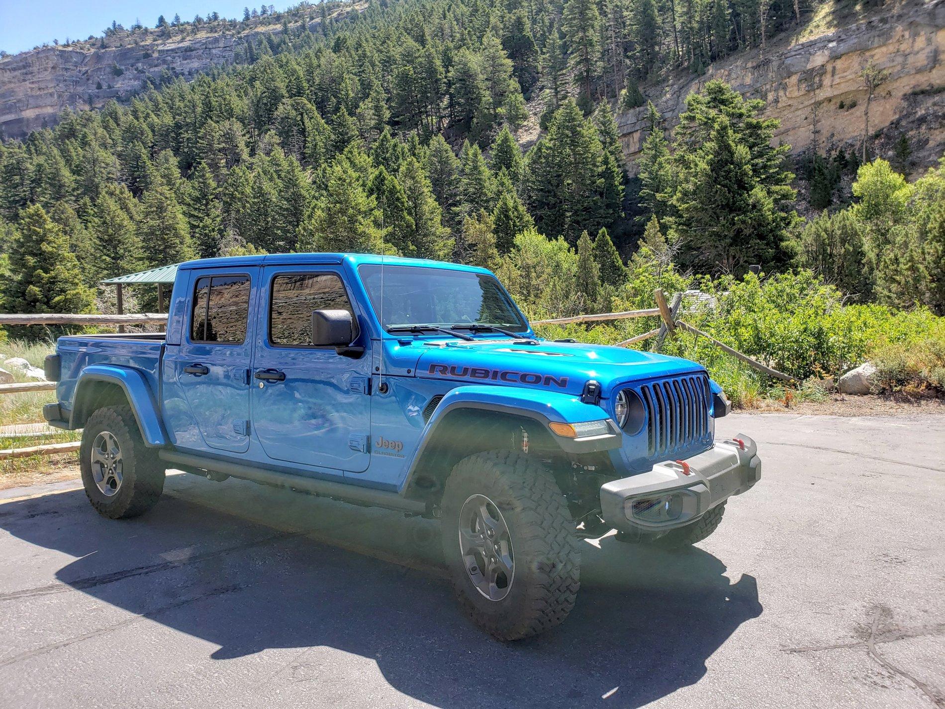 Jeep Gladiator HYDRO BLUE PEARL Gladiator JT Club 20200705_110919
