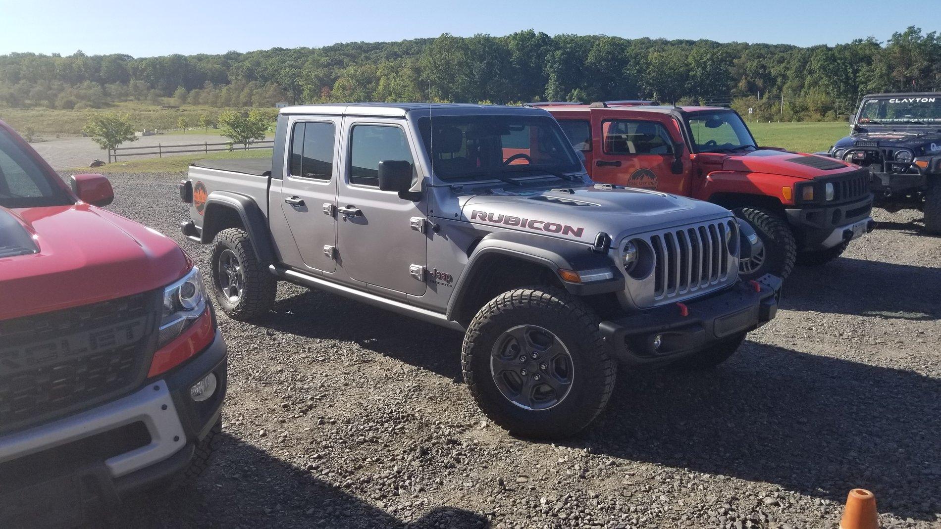 Jeep Gladiator Gladiator Rubicon Driven Off Road at AOAA 20190917_094400