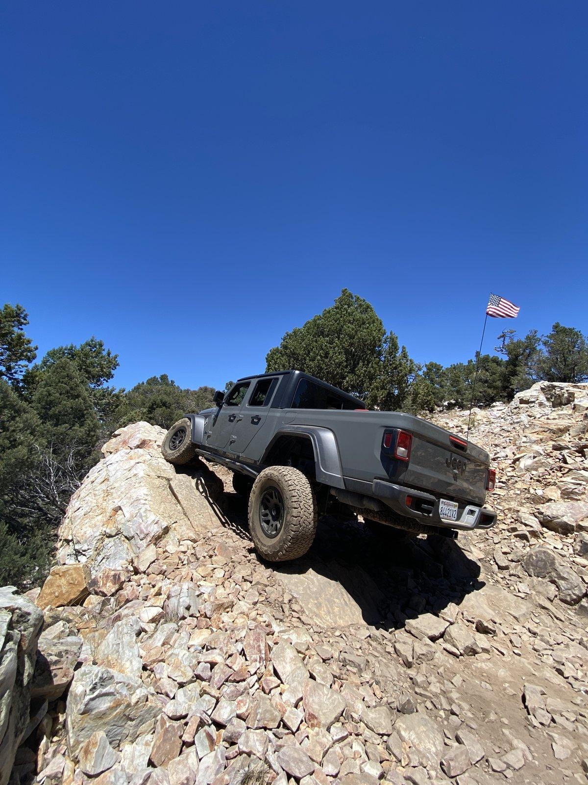 Jeep Gladiator Gladiator Flex pictures F241C7C2-DE9B-4C58-907F-0EA547A4C562