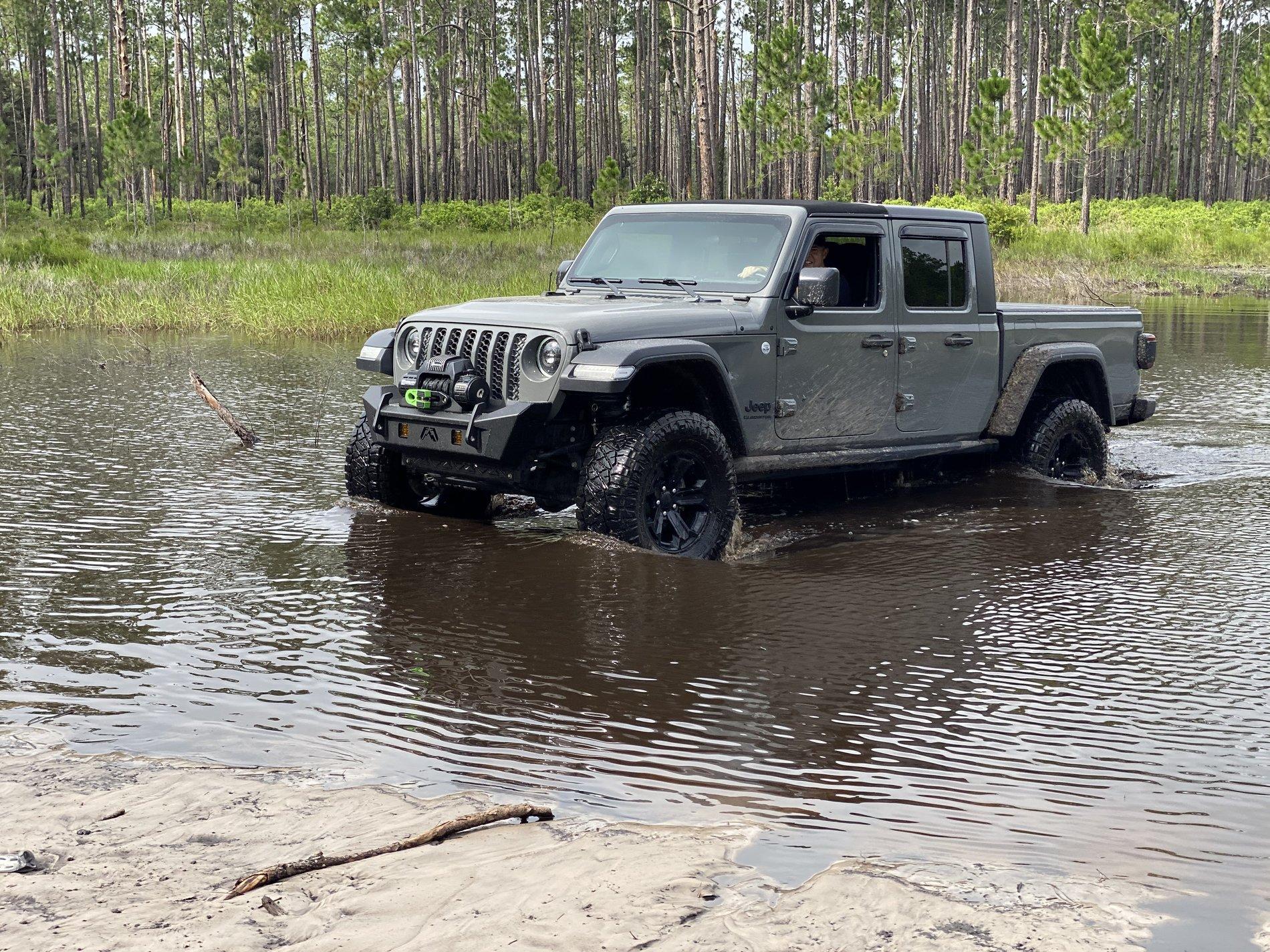 Jeep Gladiator Electrical gremlins got me today. 7B0D3C9B-7DE7-41EA-8085-355A9AFD09BF
