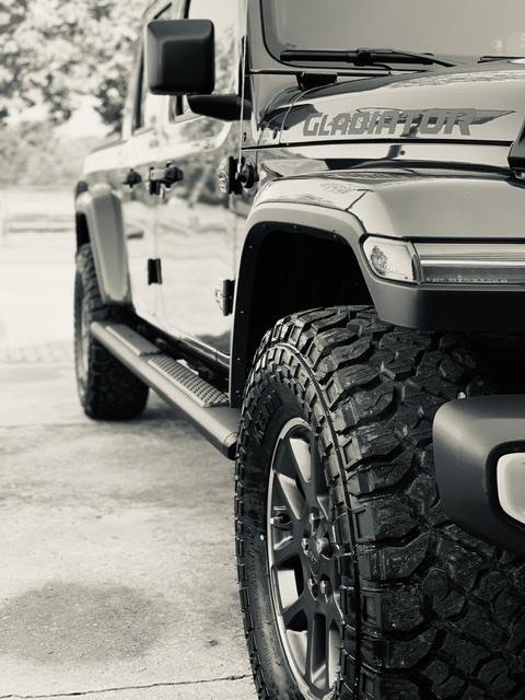 Jeep Gladiator GRANITE CRYSTAL JT Gladiator Club 7CAD7519-DB72-44D1-8815-A4351FF6E49F