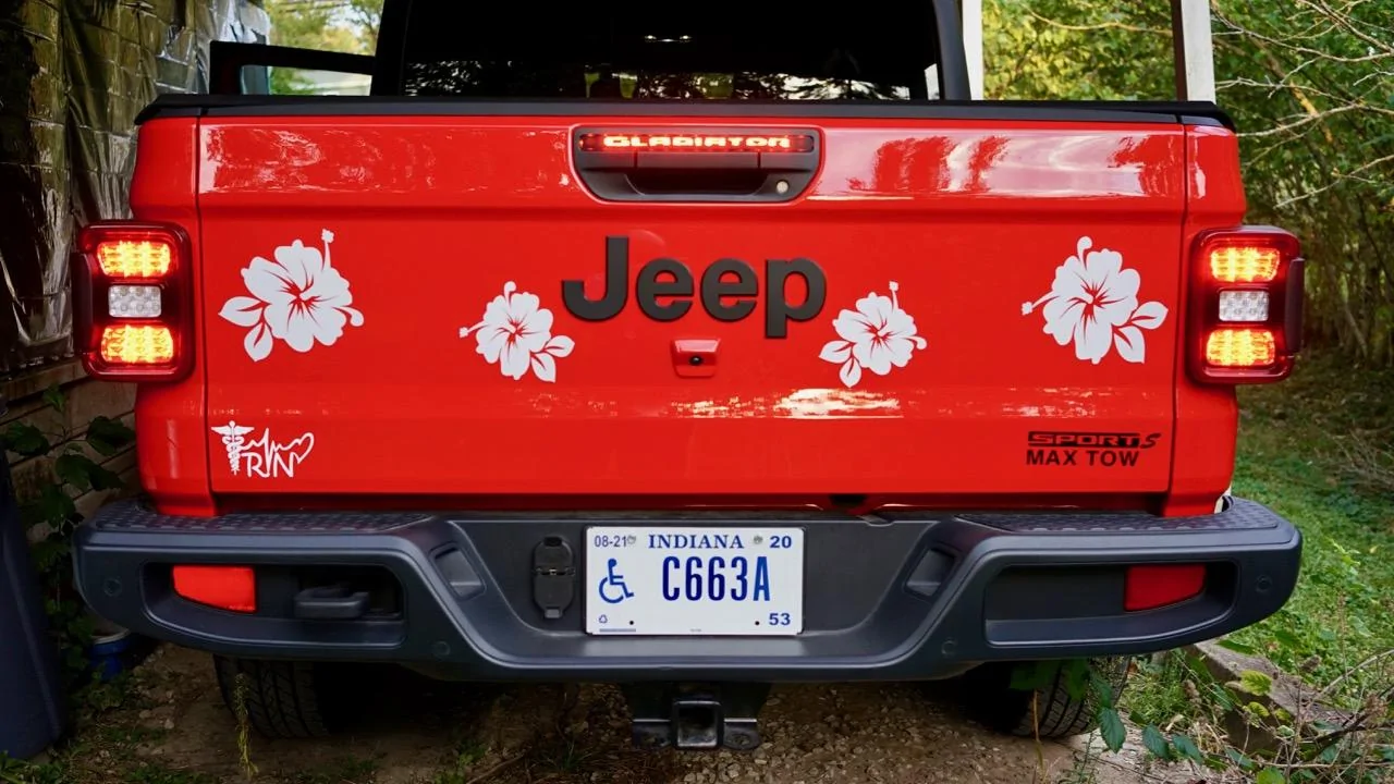 Jeep Gladiator Stickers and decal pics! DSC06800