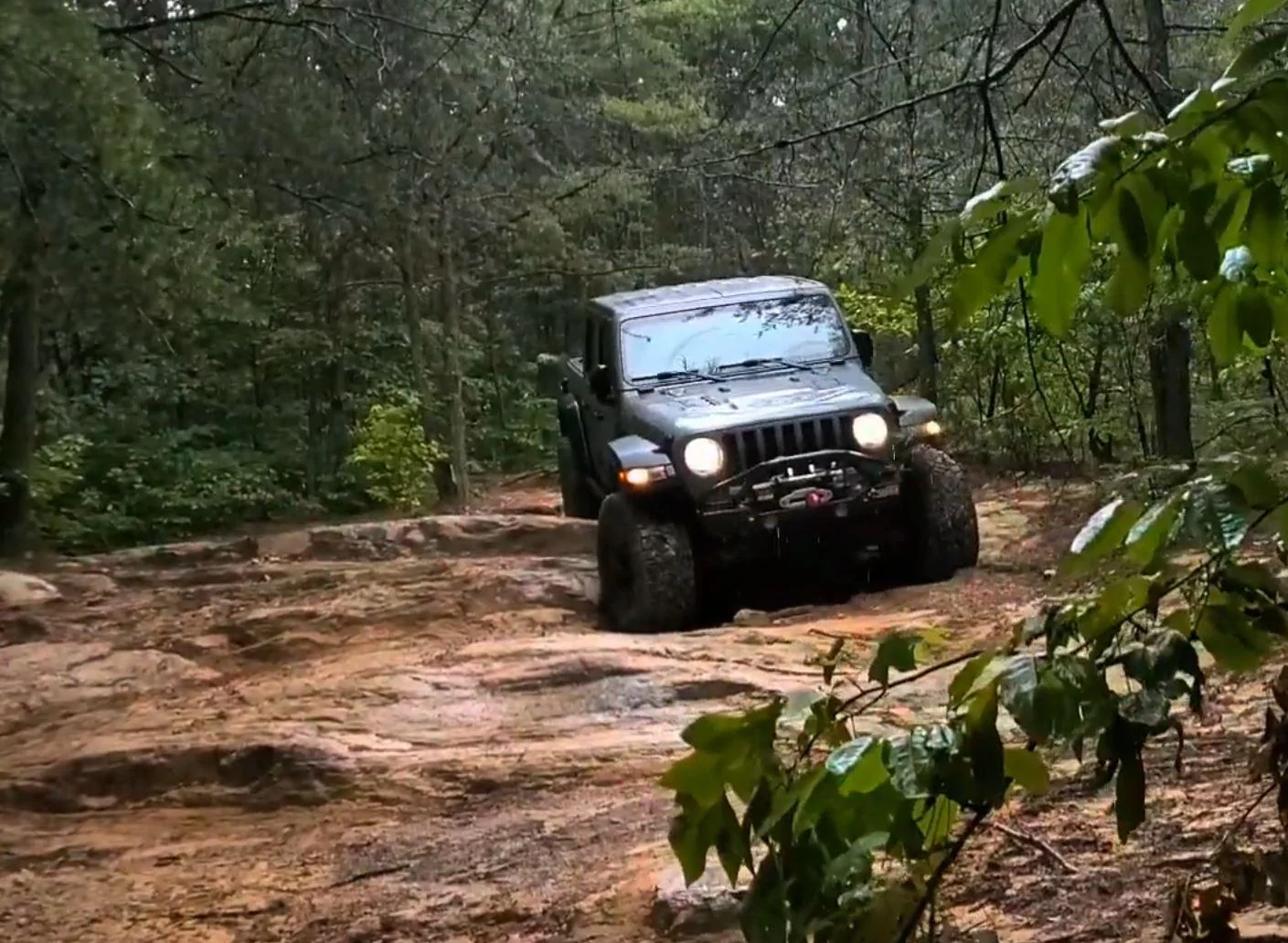 Jeep Gladiator JeepnJam’s JTR Verus Build & Rig Journal Coming down from the ledges 3 - zac