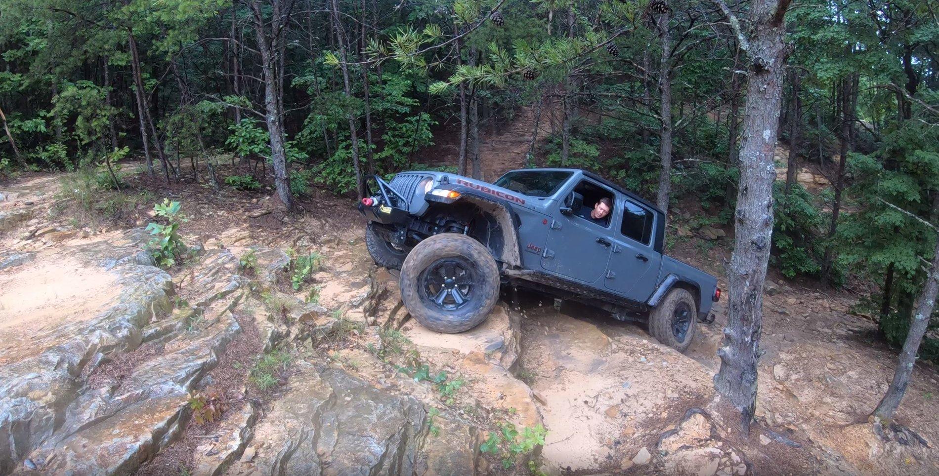 Jeep Gladiator JeepnJam’s JTR Verus Build & Rig Journal new line on ledges zac3.JPG