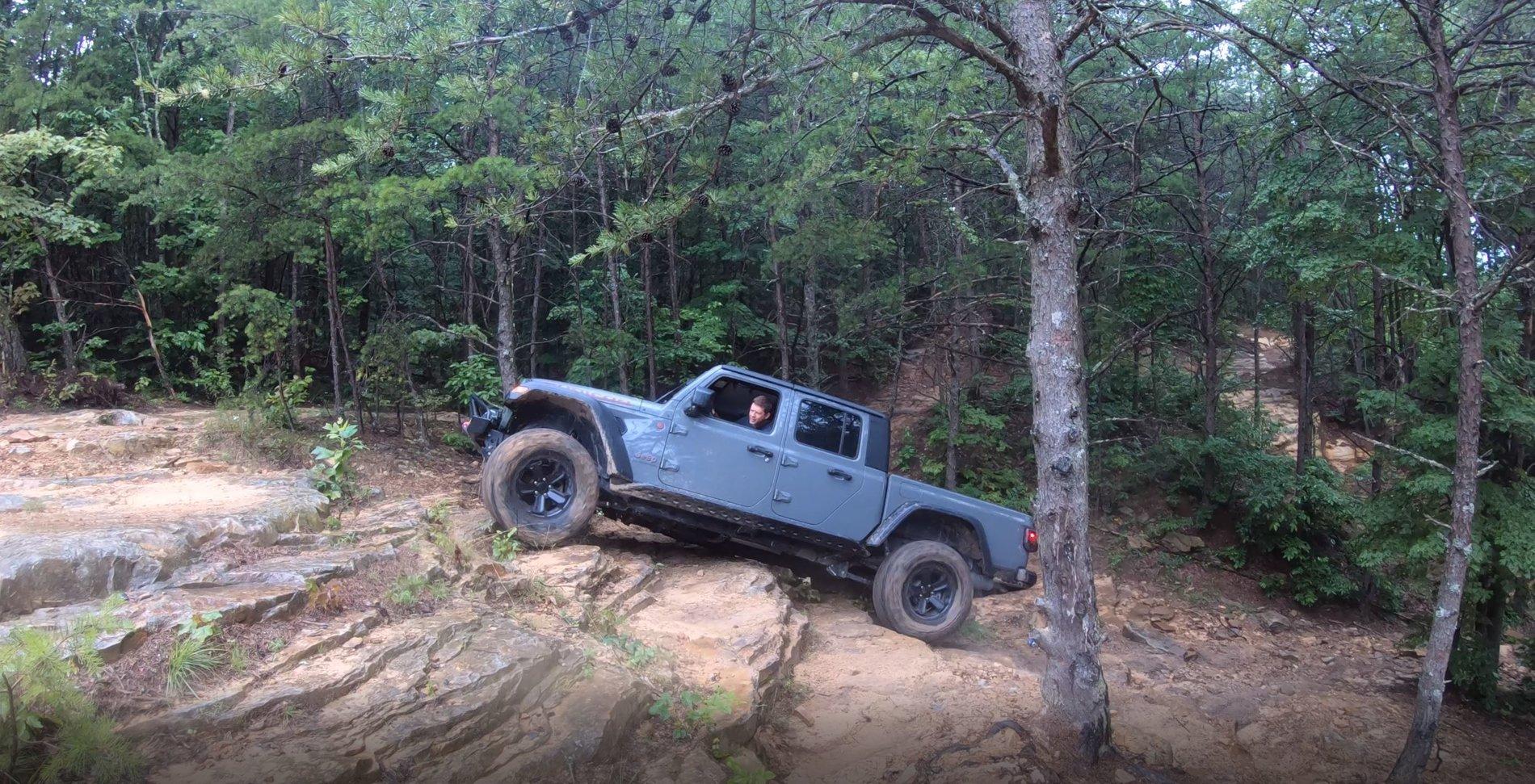 Jeep Gladiator JeepnJam’s JTR Verus Build & Rig Journal new line on ledges zac5.JPG