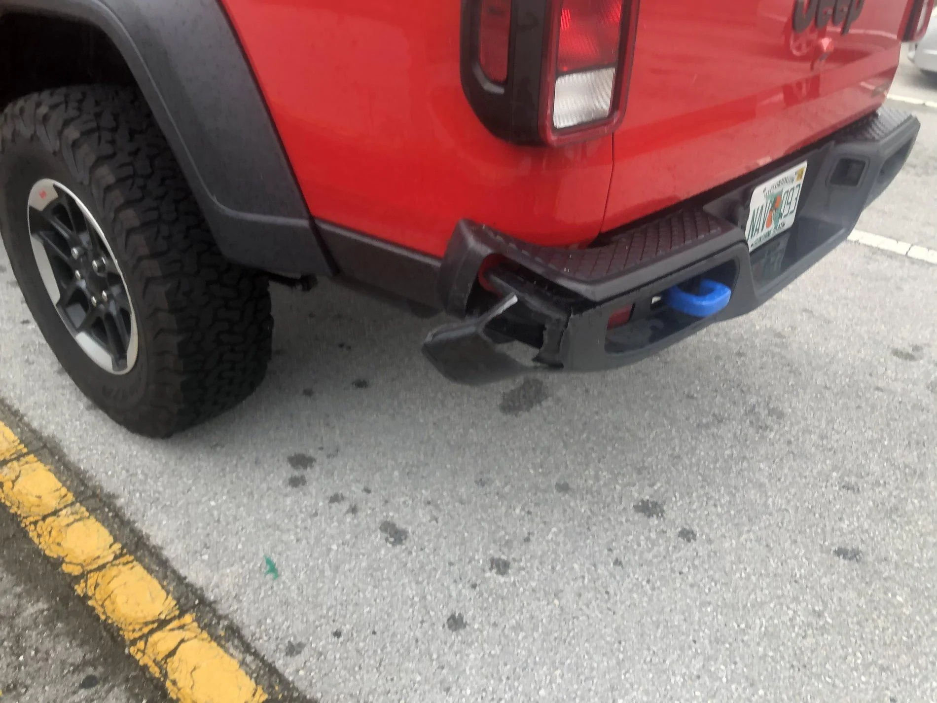 Jeep Gladiator Got into a fender bender E188ABC5-9EE4-4A94-A454-1939135AE906