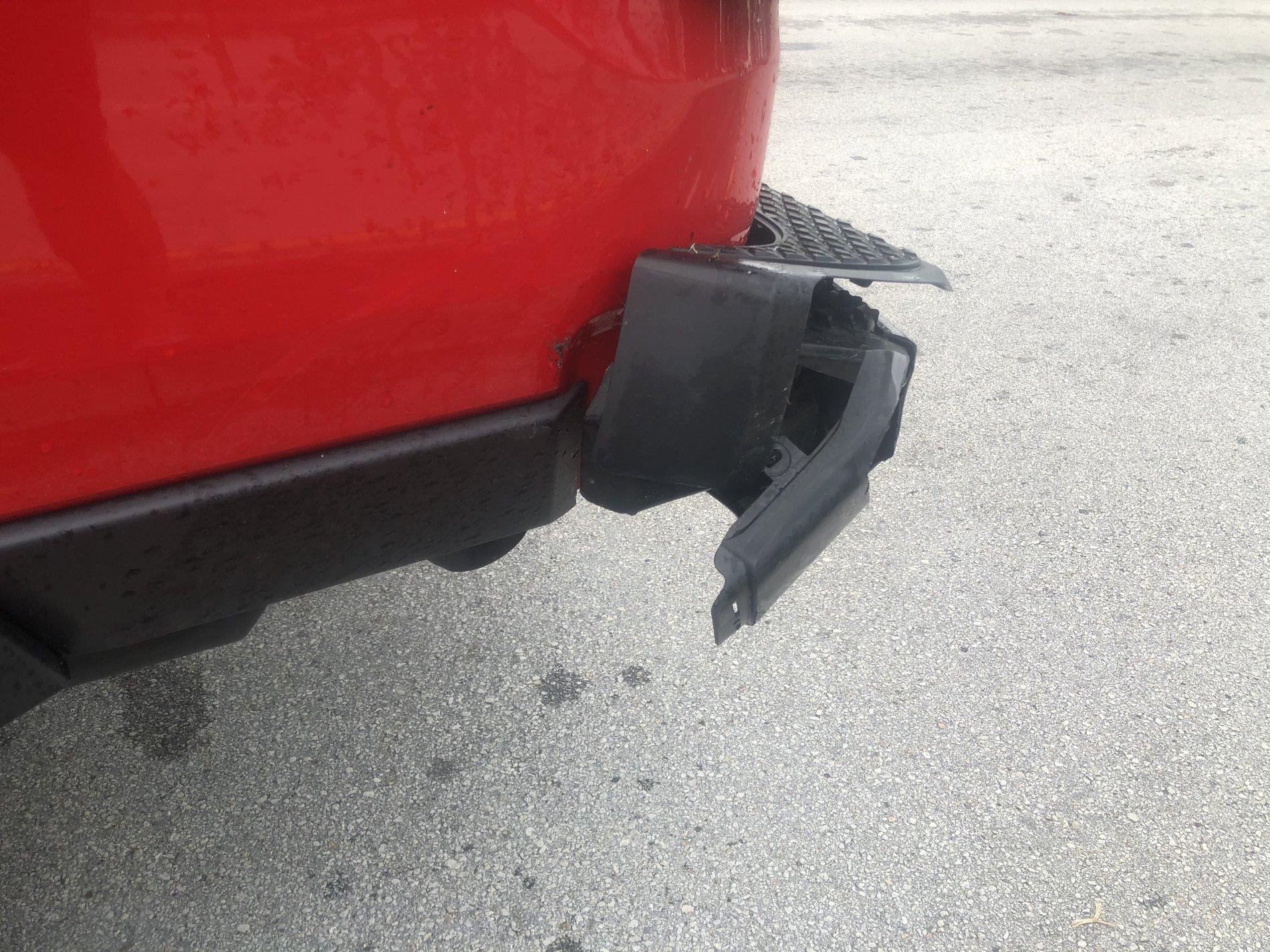 Jeep Gladiator Got into a fender bender B1B9157F-6247-45FA-9FE4-5D784D5653B9