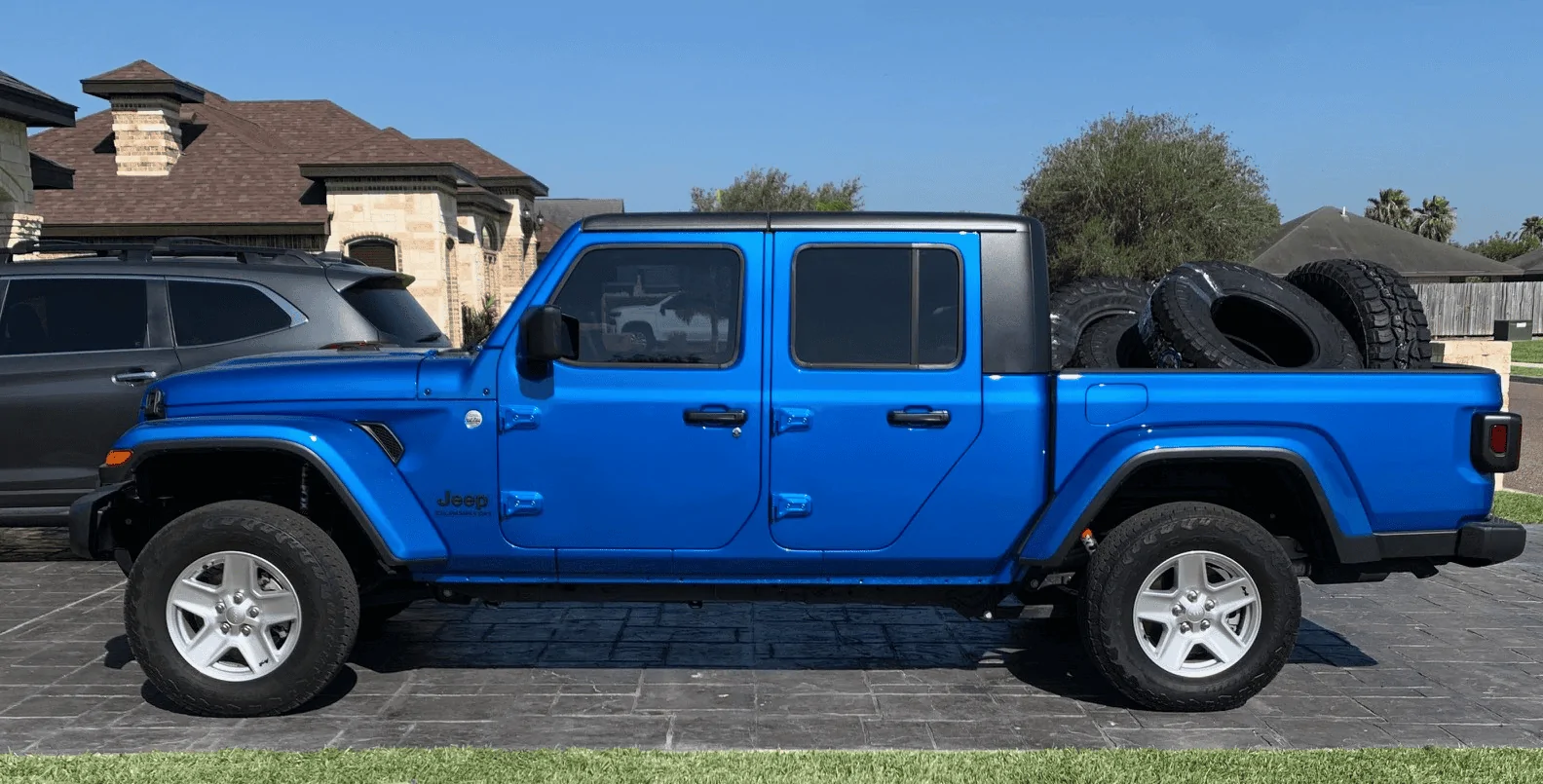 Jeep Gladiator Broke Owner's Club - Blue Hydro Sport S 1594695196556