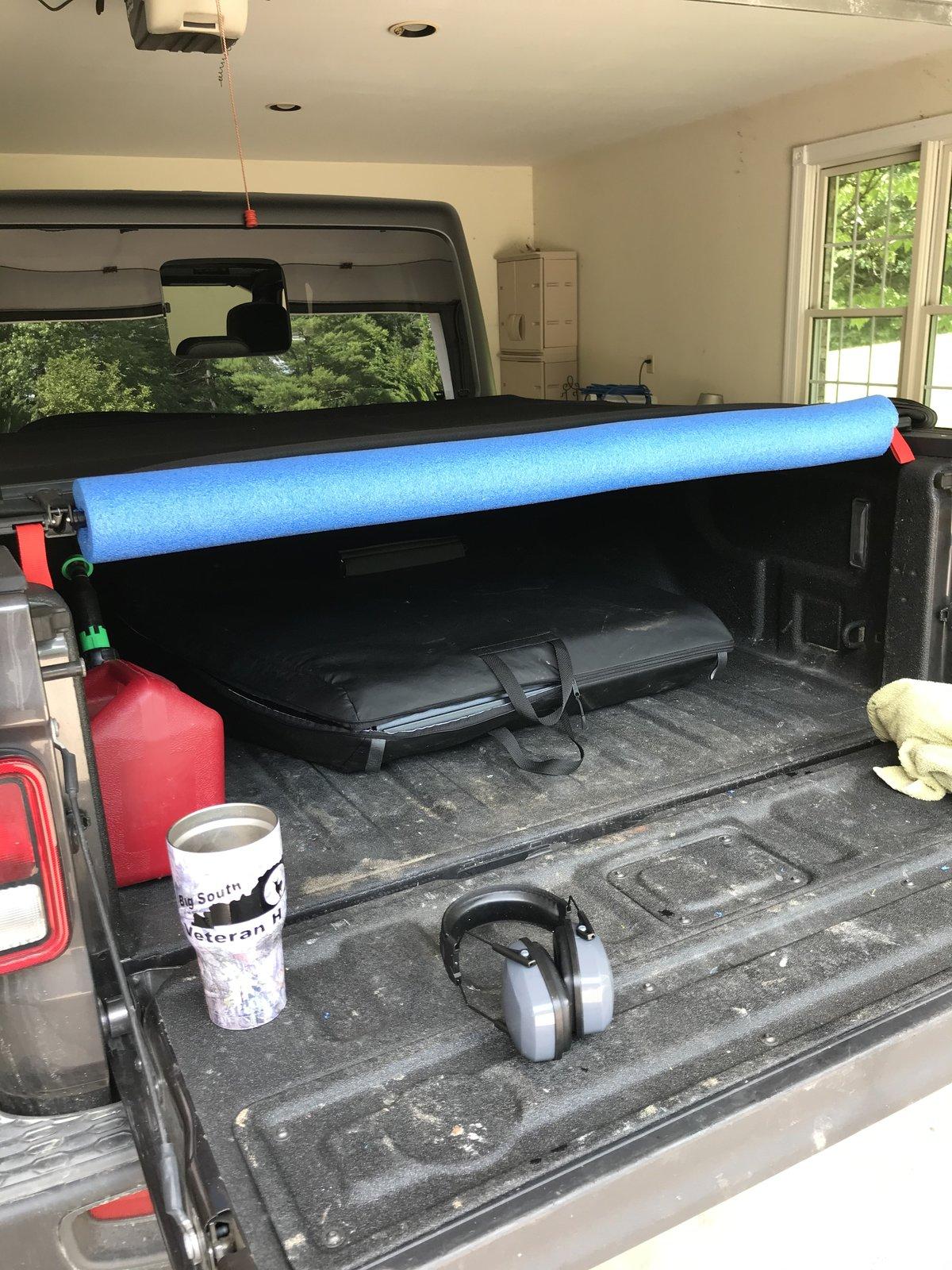 Jeep Gladiator tonneau cover tailgate enthusiast 65D546BA-907E-4A48-9D53-FB78AFE776CB