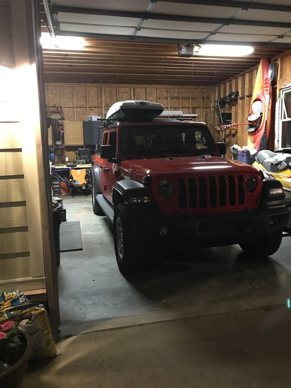 Jeep Gladiator Photo challenge.. Show me your Gladiator in your garage. 6D093886-FD2D-41F2-8861-19169996BB5C