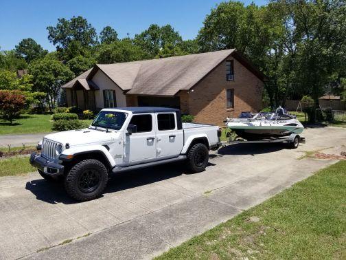 Jeep Gladiator Lift guidance. 20190621 Truck and boat - Columbia, SC (3)