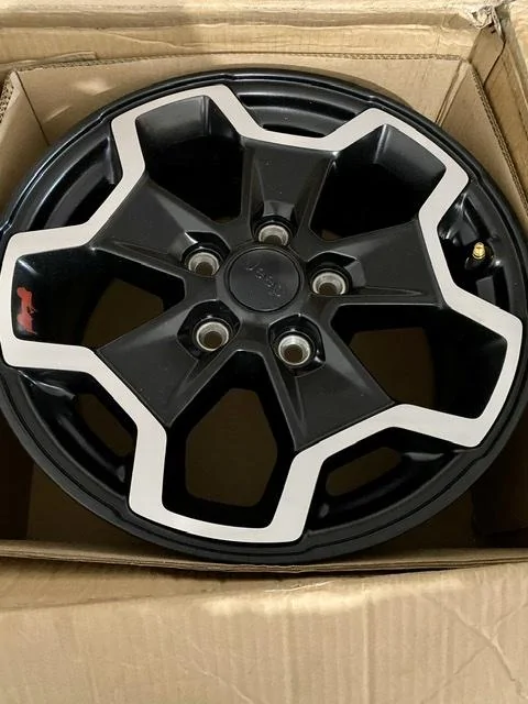 Jeep Gladiator Upgraded Rubicon Wheels $200 Each 4871591D-7ADC-4C88-8C5D-14949F38B37E