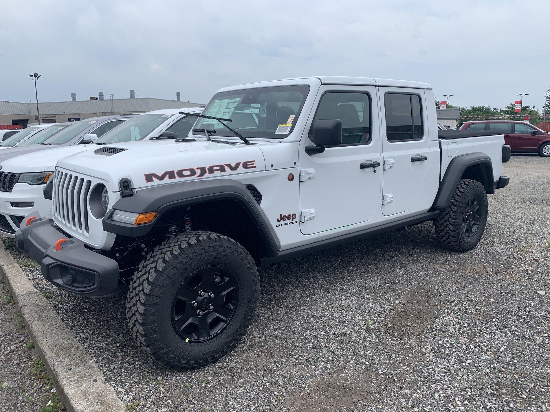 Jeep Gladiator 2020 Gladiator Mojave in Toronto 3F67532C-C4DE-47E3-847B-B9F92DF374F3